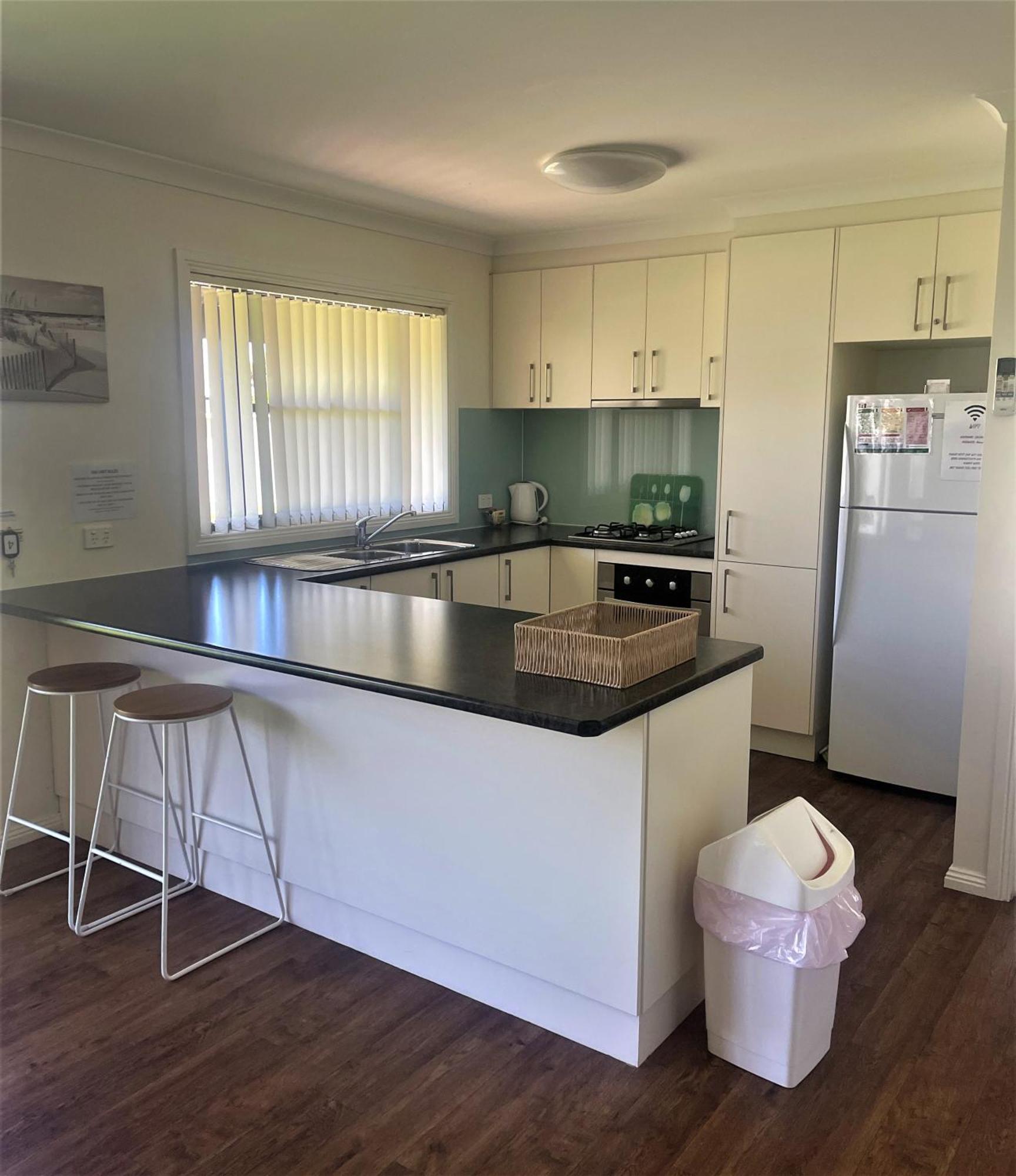 Dbj Holiday Units Малуола Экстерьер фото